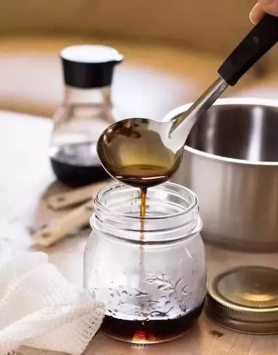 卫生间里撒把盐一年能省不少钱,卫生间放把盐能省好几百