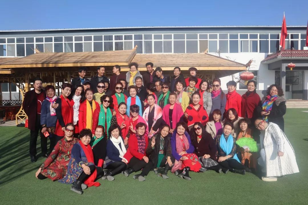 贺兰县老年大学招聘,荣县老年大学招生简章