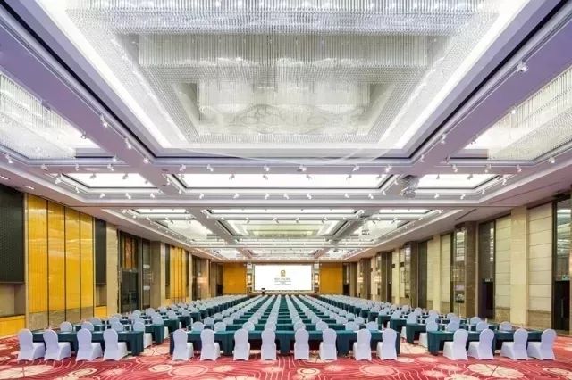 快看！我在小黄鸭帐篷里看到了星空