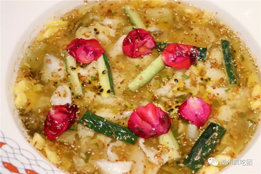 100元左右吃到豪华大餐！聚餐太合适！6款蛙锅！2款酸菜鱼！实力出众