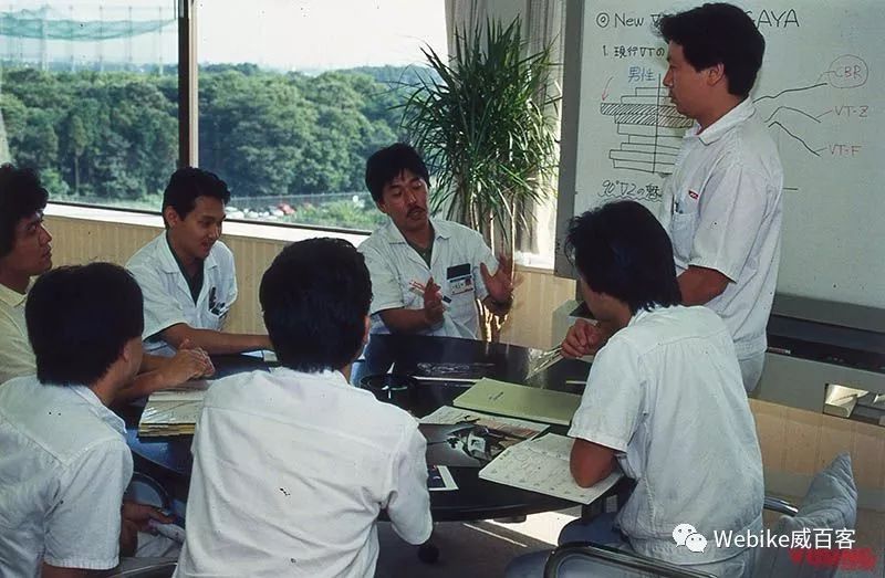 梦幻名车国语版,本田经典vt250