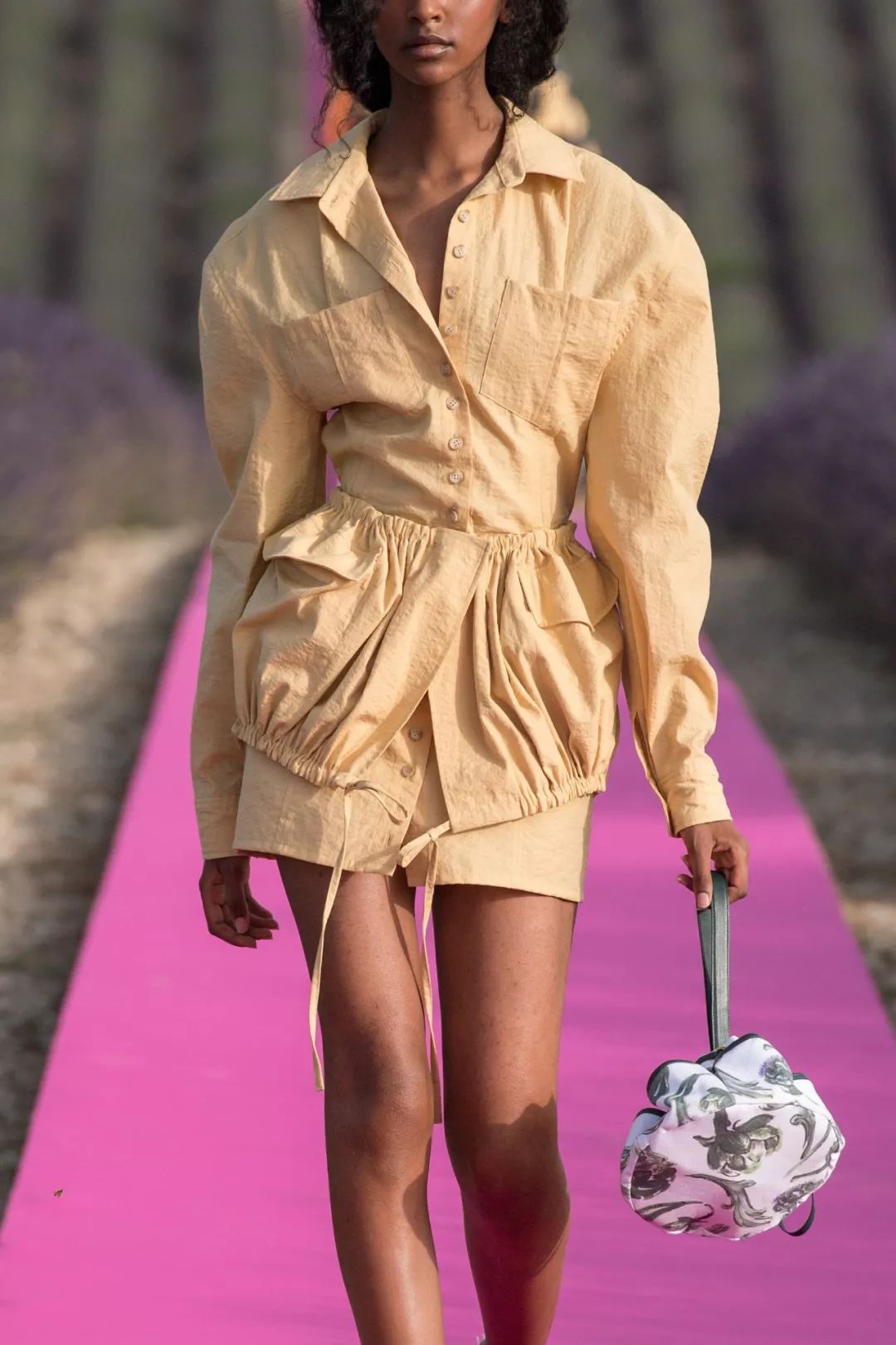 杨幂的男朋友穿什么衣服好看,杨幂穿男人衣服