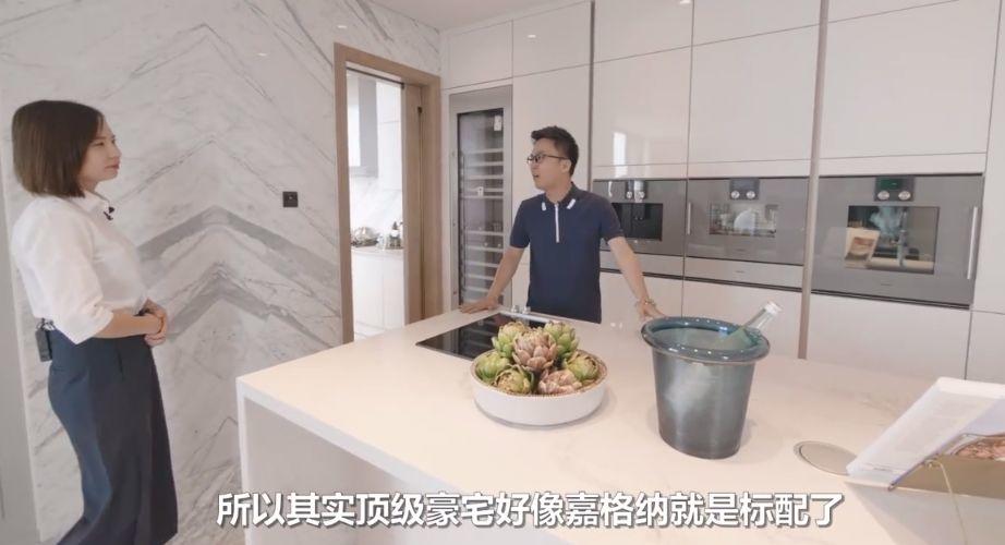 住在上亿豪宅什么体验,在1000平豪宅住是什么体验