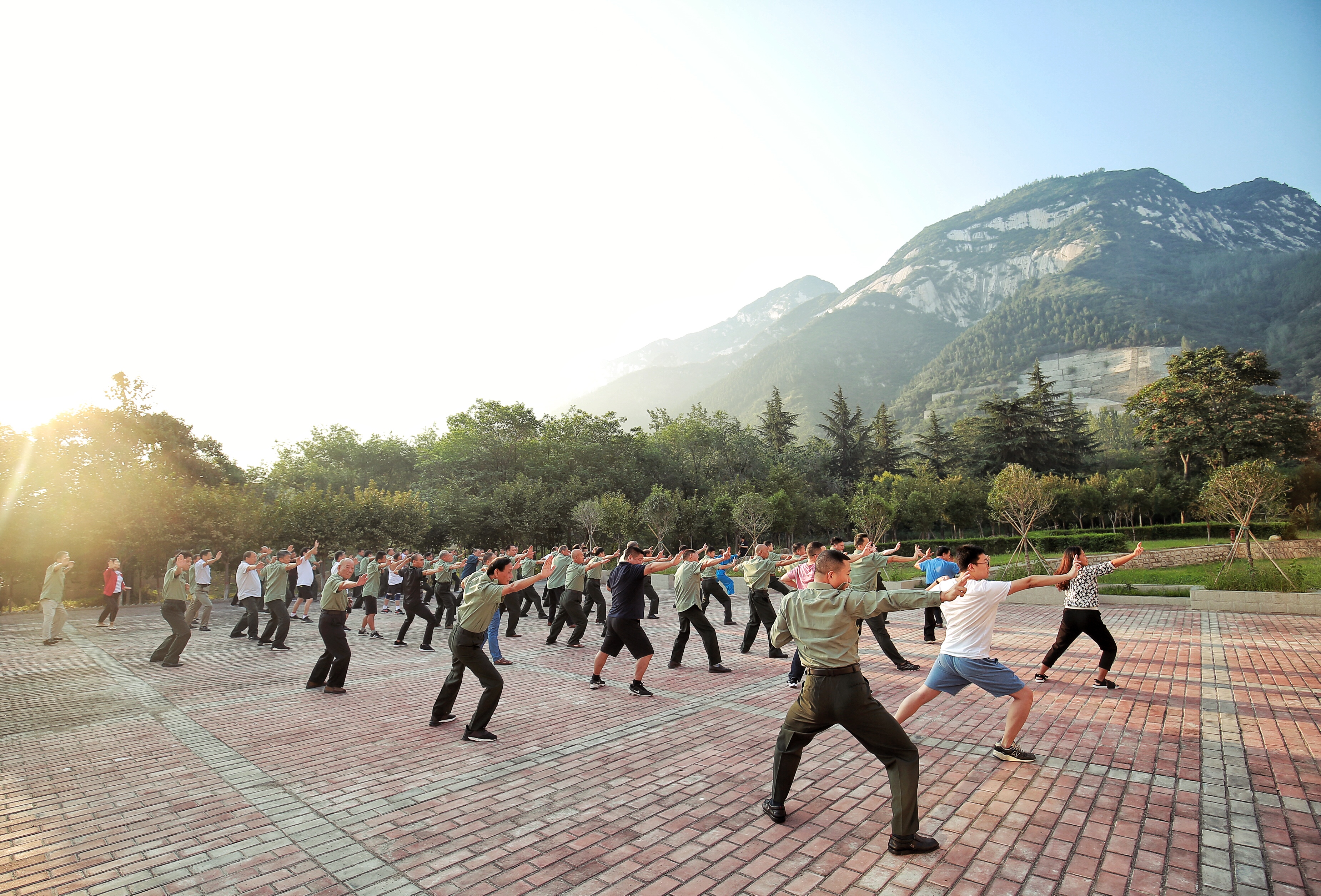 全国军队疗养院,广东省第一荣军医院贵不贵