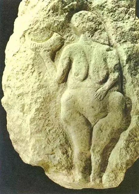 如何鉴赏古希腊雕塑维纳斯,著名铜雕维纳斯的诞生