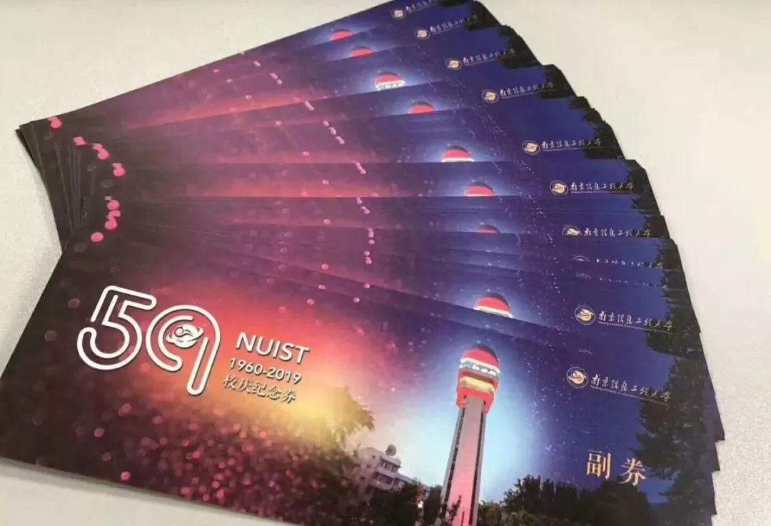 鏈嶅姟鎴戜滑鏄鐪熺殑,鎷嶇悆鎴戜滑鏄鐪熺殑