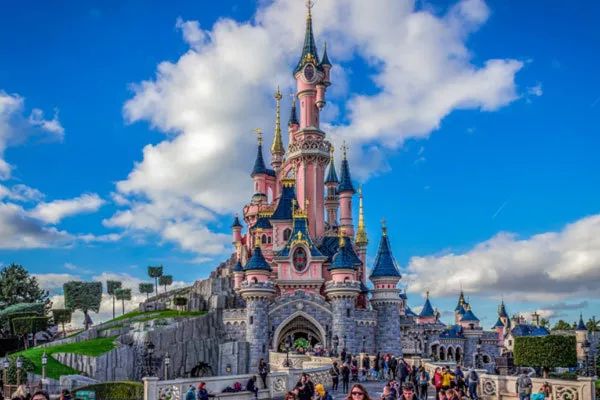 「留学」博物馆周日闭馆也让参观？只因我是VVIP