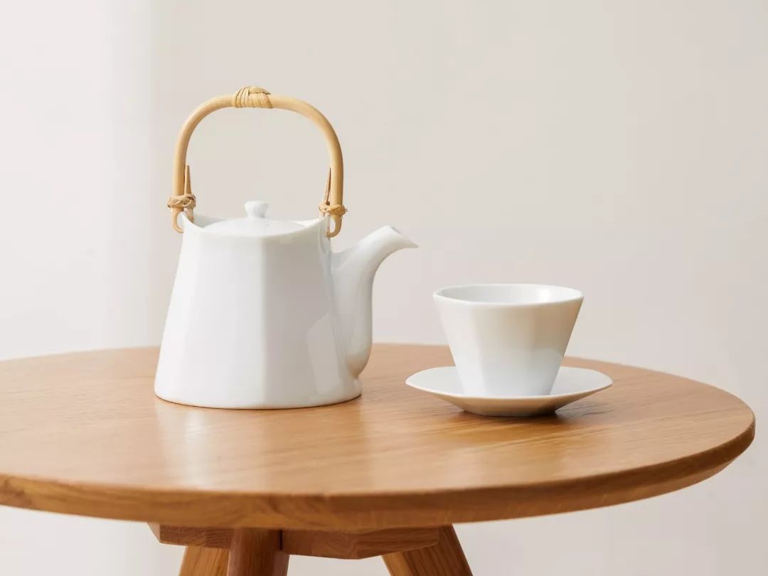 日本瓷器顶级作品,一条素瓷