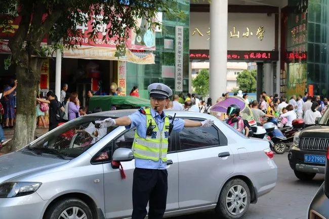 “压事故、保畅通”八月辅警之星——潘文君