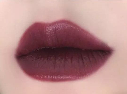 iu的口红色号,iu同款口红