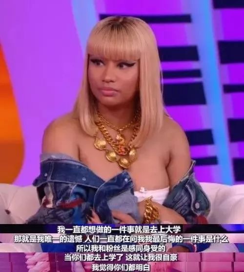 美国女明星杀人犯,女明星和杀人犯对视