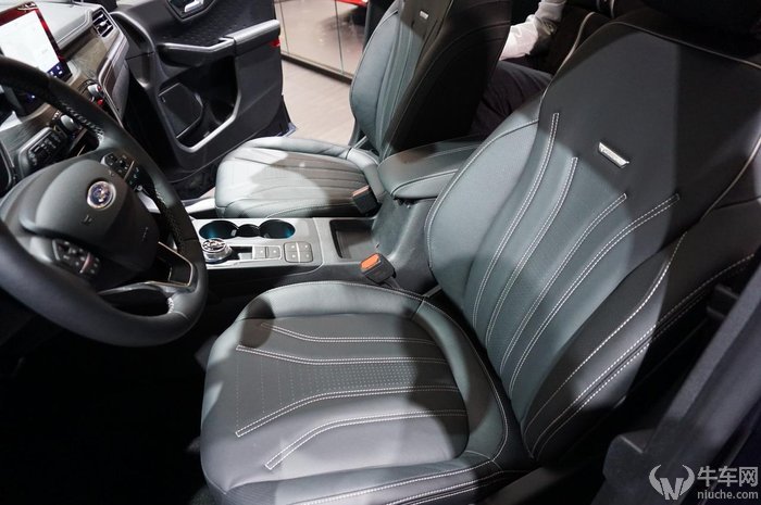 法兰克福车展：更精致饱满实拍福特全新一代Kuga（翼虎）