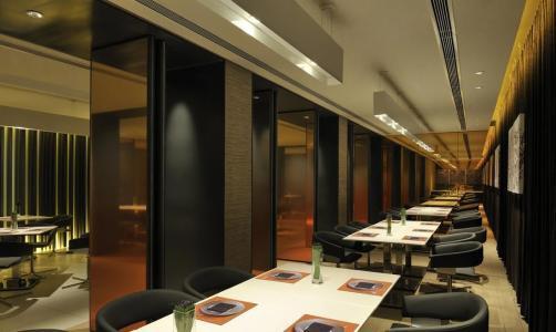 快捷酒店和商务酒店哪个更有前途,快捷酒店和商务酒店