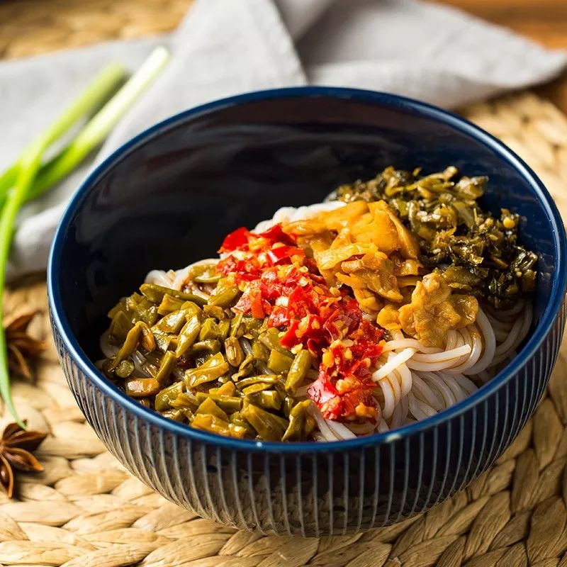 美好的米粉像少女的胸，但我们只能吃到硅胶？