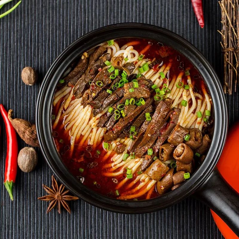 美好的米粉像少女的胸，但我们只能吃到硅胶？