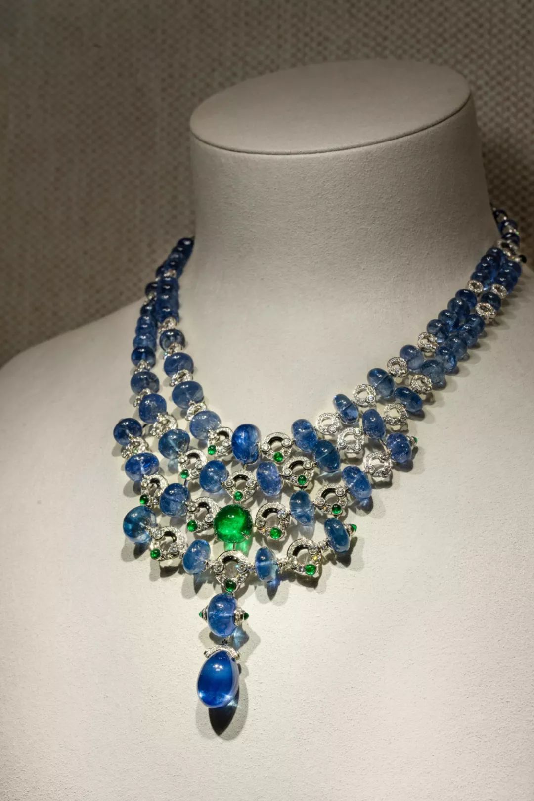 宝石之美，灿若星辰