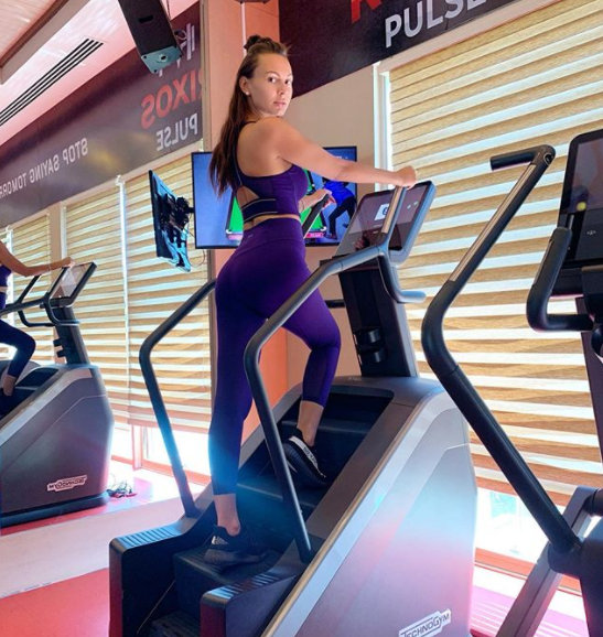 瓒冲潧宸﹁矾澶╁皧,瓒冲潧鎺屾晠