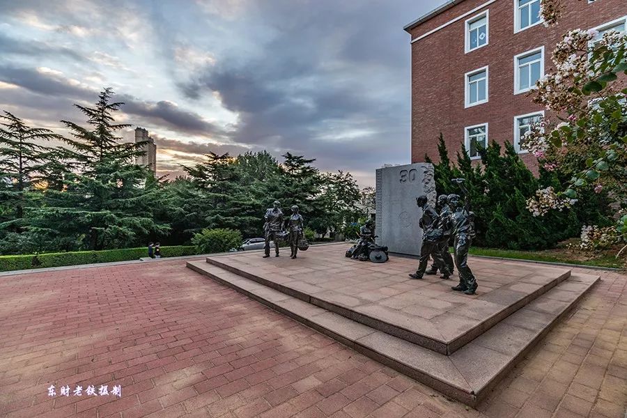 东财大学校园生活,东财校园实景图