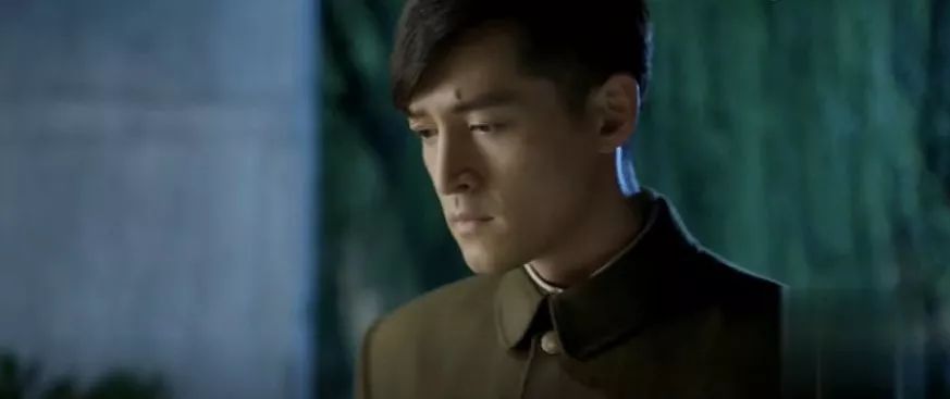 伪装者明镜突然探望明台,伪装者明台重庆任务