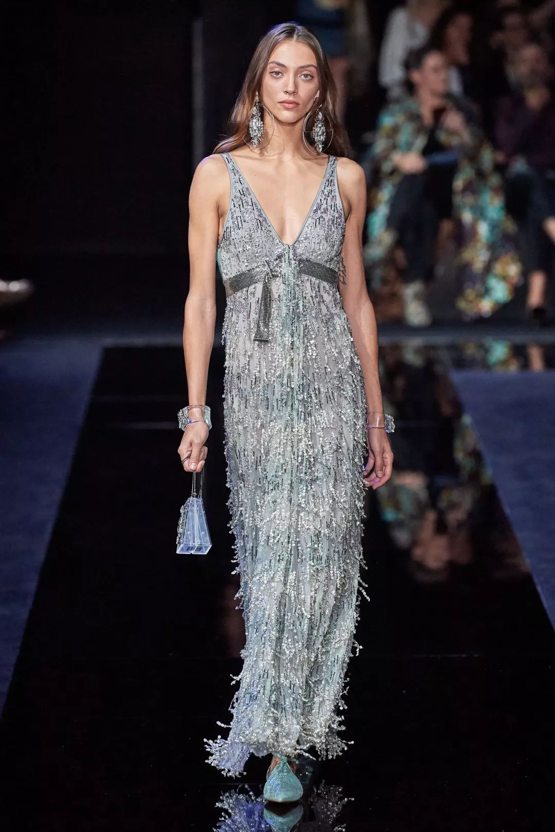 锁定每一个精彩时刻,锁定这8场秀就能包揽全年爆款