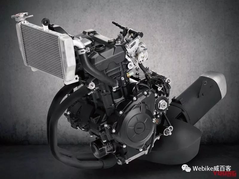 cbr250新旧对决,新cbr250rrr四缸