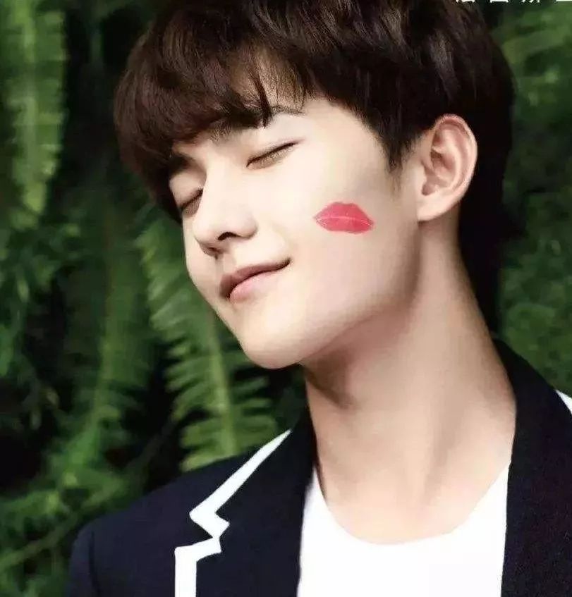 为什么要找男演员代言化妆品？？王一博、沈腾......真的都很灾难啊