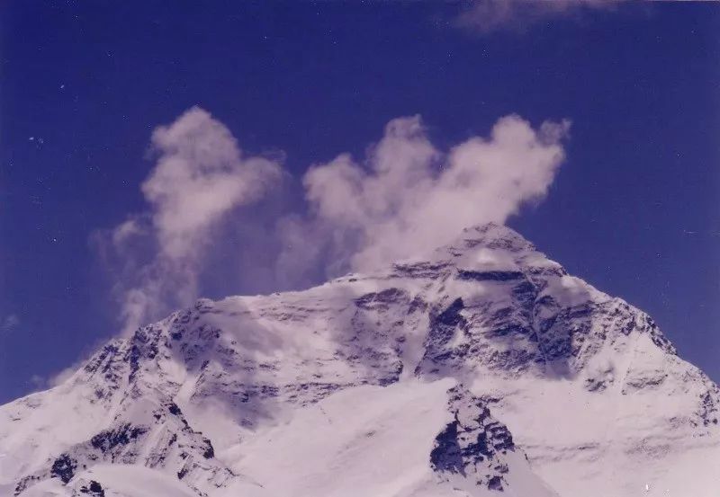 真实的珠峰多少米,真实攀登珠峰第二台阶