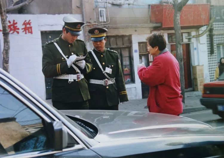 昔日吹口哨，今朝智能眼——看青岛政法工作70年巨变（公安篇）