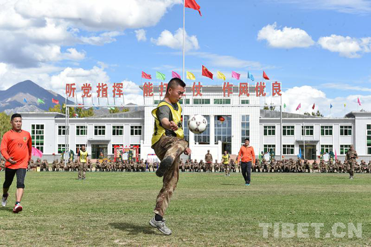 军营国庆欢歌笑语，文娱活动精彩纷呈