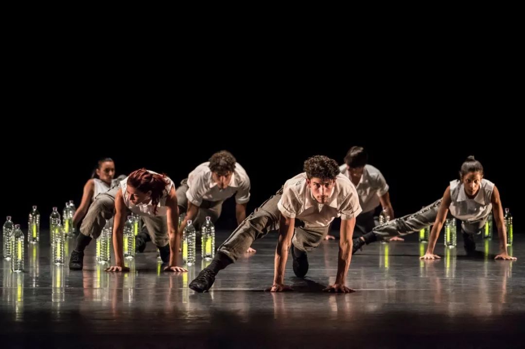 从贫民窟走出时尚女王,从小学芭蕾欧美舞王