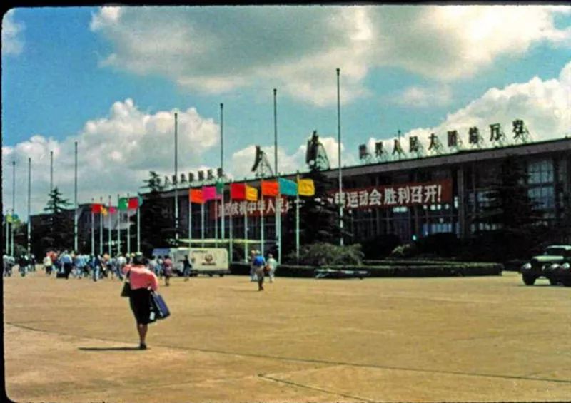 上海机场60年风云沧桑,上海机场历史记录