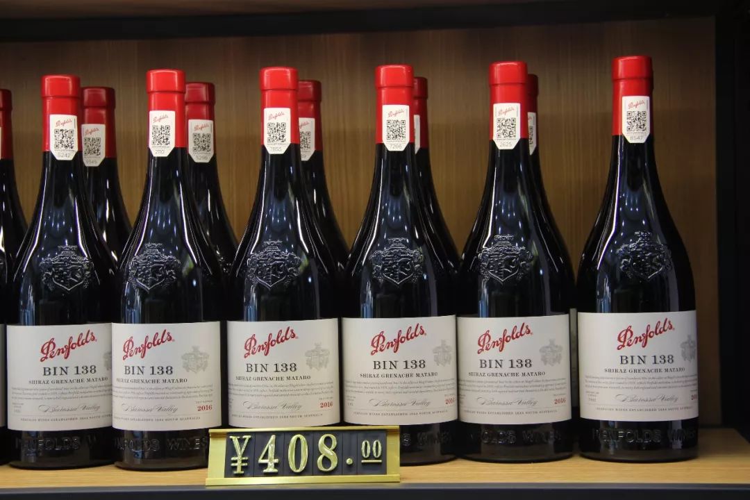 进门被吓到！安溪二环路新开了家酒庄竟然如此豪华，满眼都是……