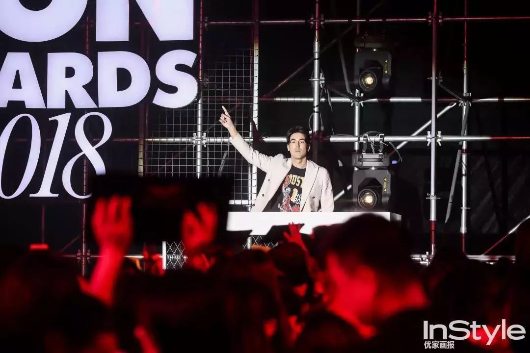 BlissTalent|白梓轩——不一样的“浓颜系”男星