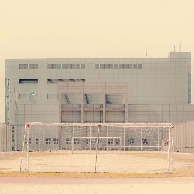 球门里的球,球门里防守守门员