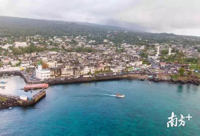 “月亮之国”的广东驱魔人，创造疟疾零死亡奇迹