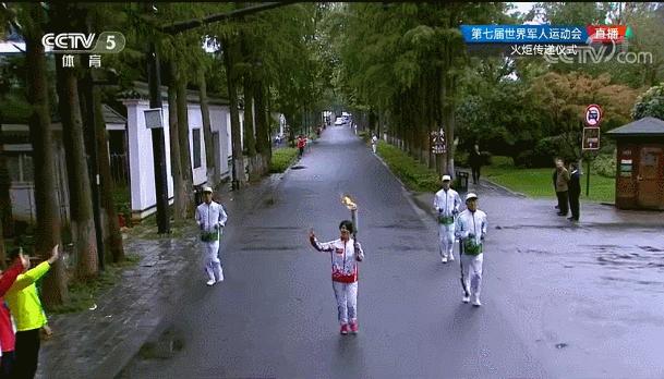 军运会火炬传递哪些地方,军运会火炬传递红安多少名火炬手