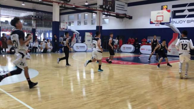 融合的力量,融合篮球队