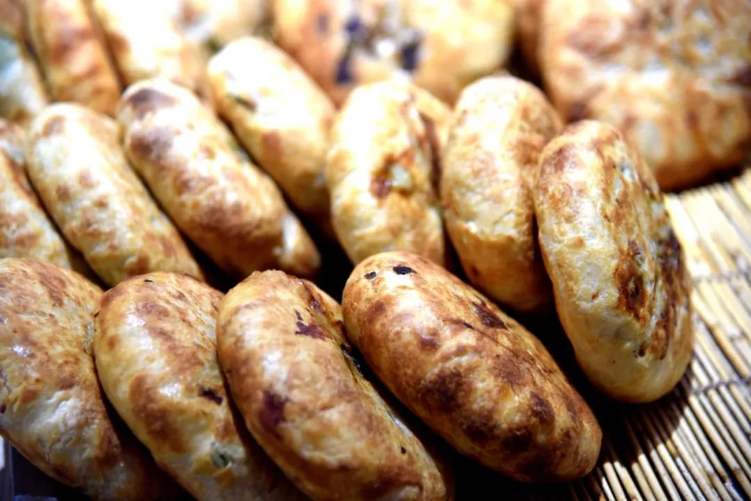 走！明早一起去吃肉火烧~