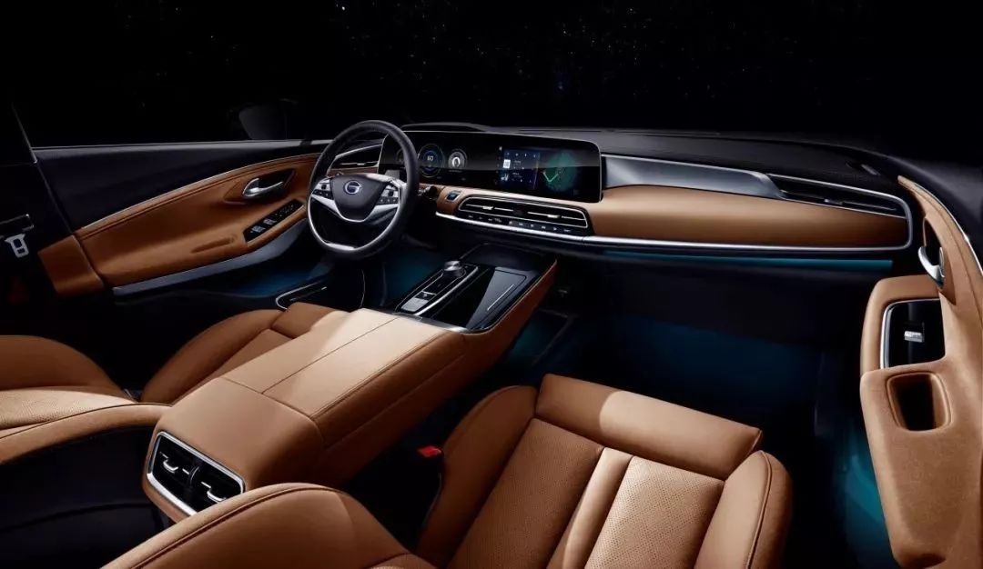 从五菱到劳斯莱斯,最新豪华车型上市