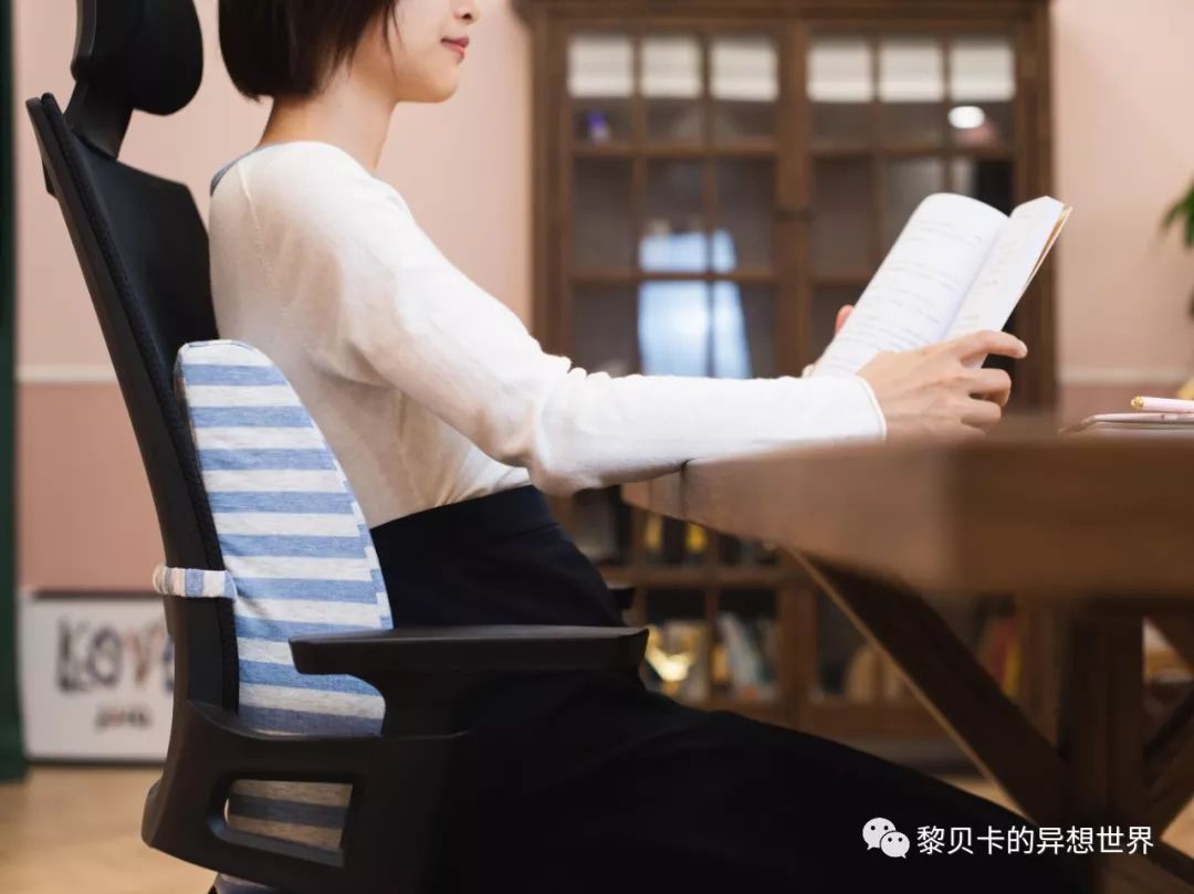 亲测，这6样小物真的能改变我们的体态