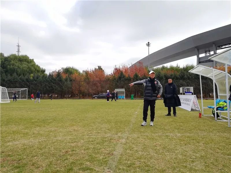 「青训」秋季精英系列赛进入首个比赛日铁西区中小学足球赛产生冠军