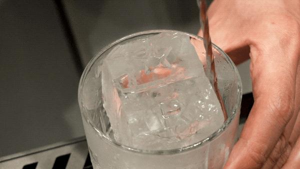 星巴克桃桃乌龙鸡尾酒,星巴克特调鸡尾酒好吗