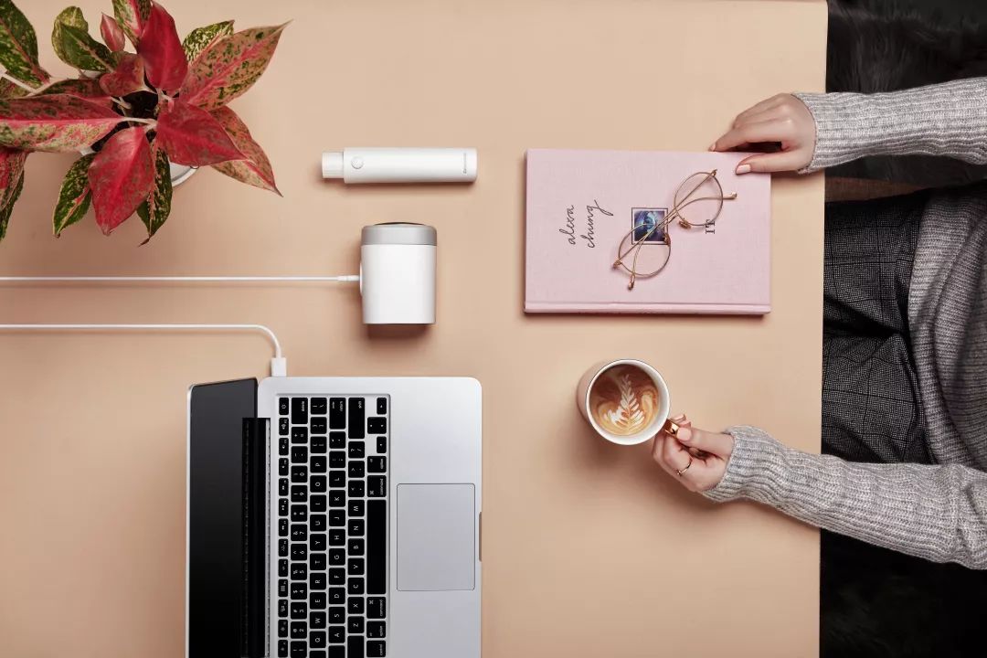 棉毛和毛呢哪个更容易起球,毛大衣洗了掉毛怎么办