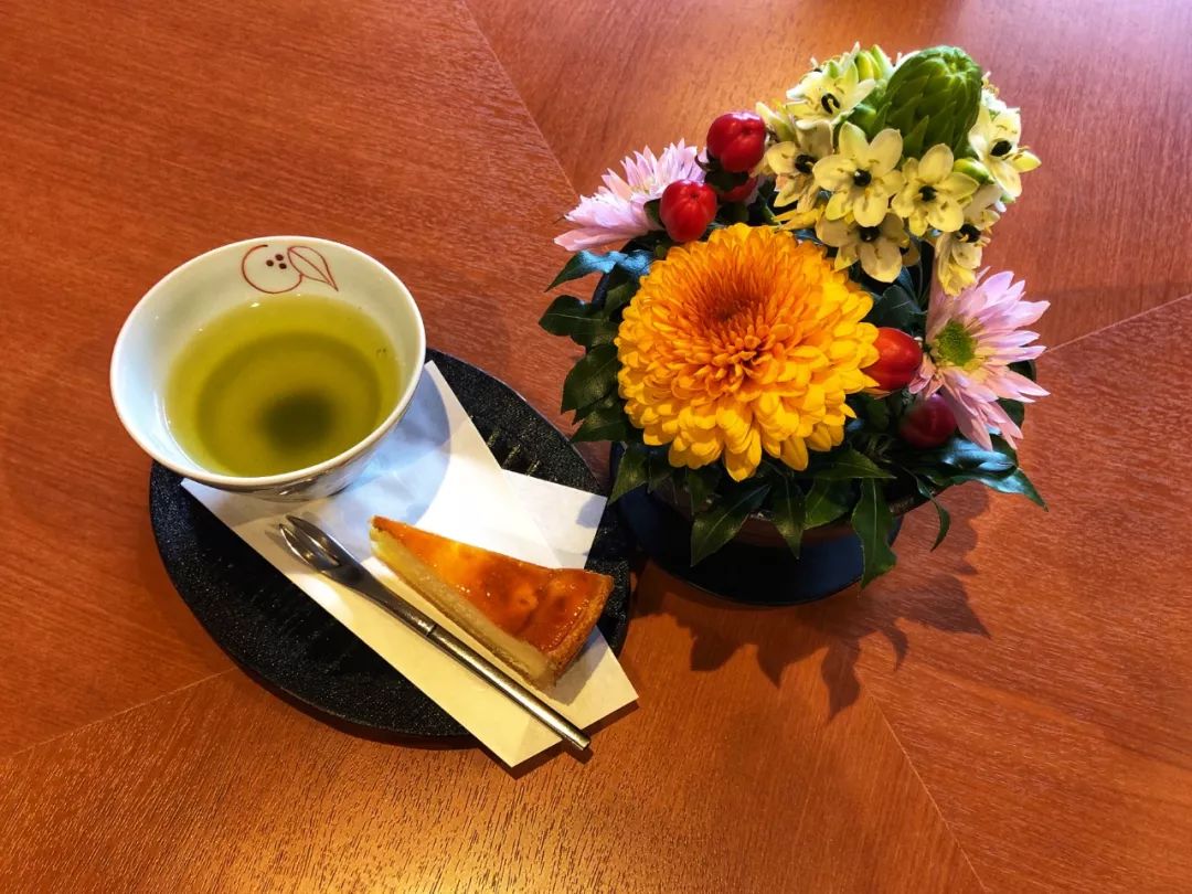 泡全球仅一家的珍珠温泉,上小众景美的雪场滑雪,99%游客都不知道的日本玩法