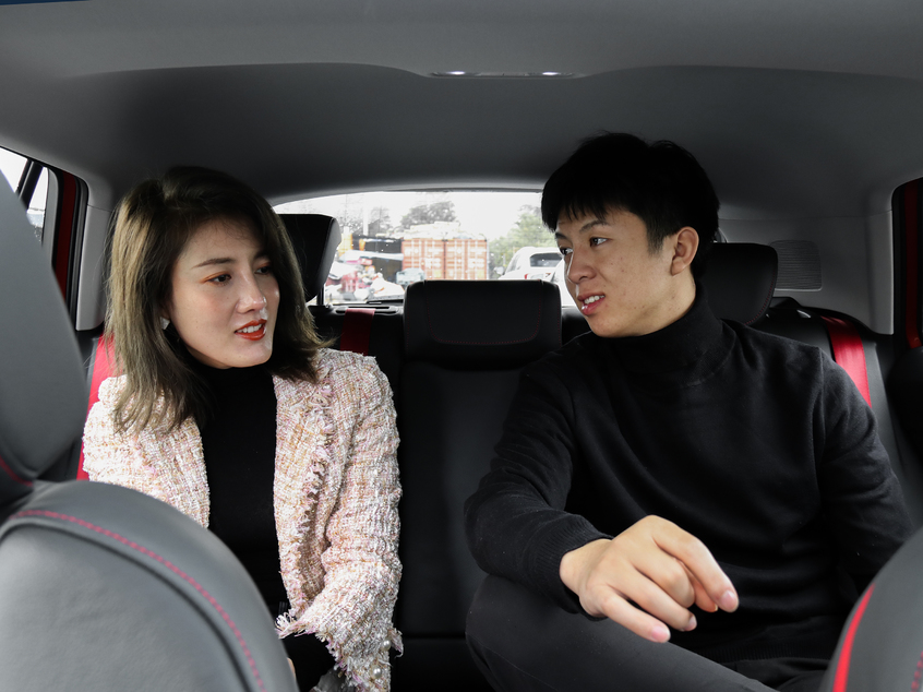 买q2l还是gla,q2和奔驰gla买哪款车好