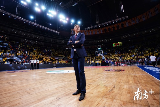 广东东莞主教练杜锋,杜锋从哪年起执教广东男篮