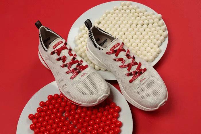 这些品牌推出的跨界潮服，掏空了我的钱包