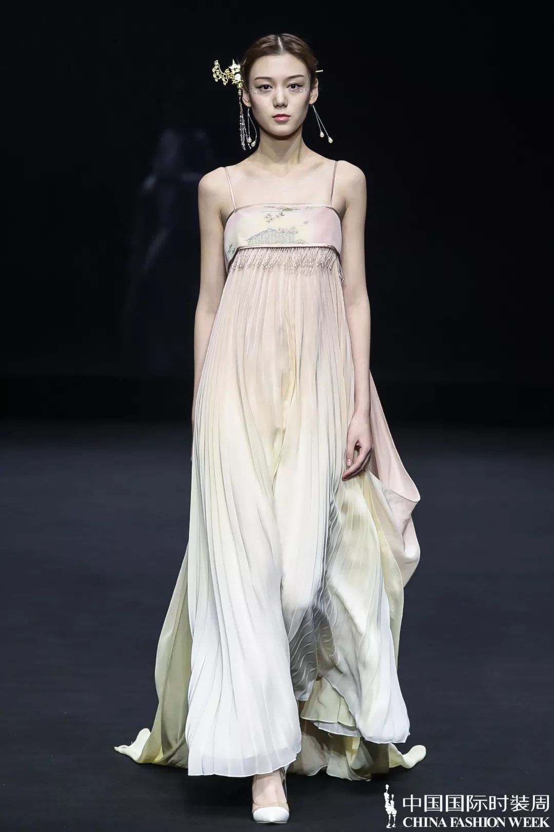 ss2023中国国际时装周女装设计大赛,ss2024中国国际时装周