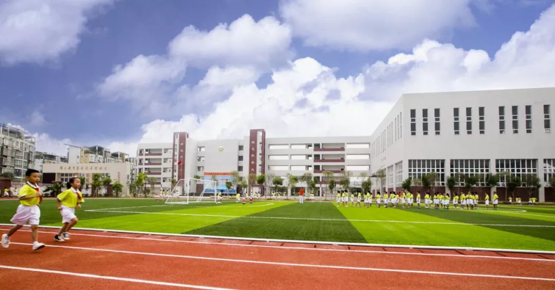 强势来袭！柳州这些风景如画的校园，你最爱哪一款？