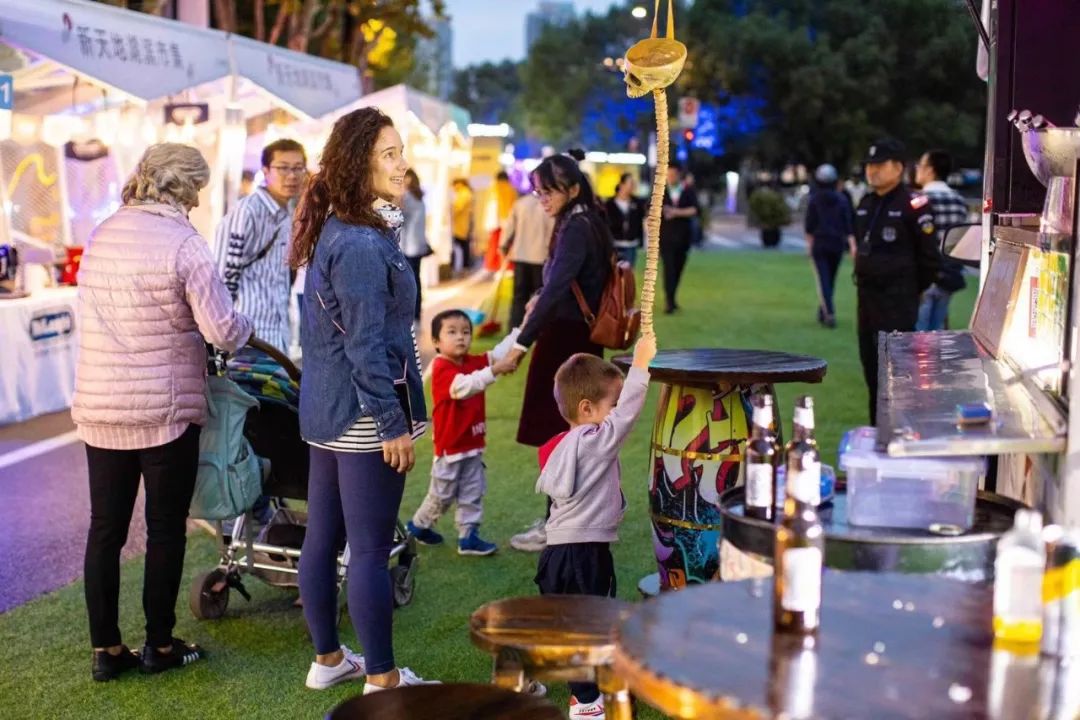 这16个抓住“夜经济”红利的mall，已经玩嗨了